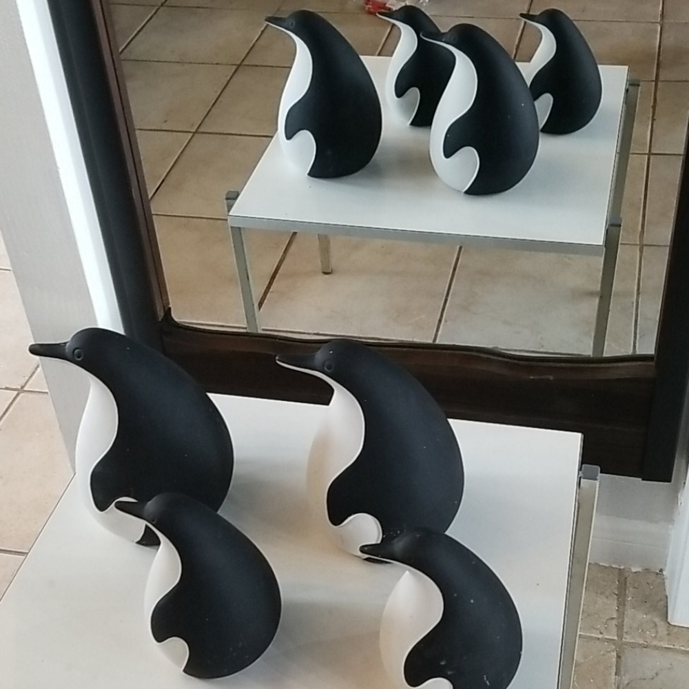 Penguin family ceramics